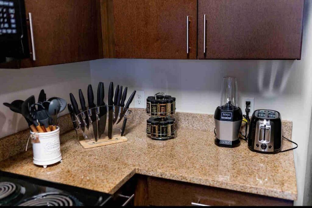 Amplify Spaces 1 And 2 Bedroom Apartments, Downtown Birmingham, Uab Esterno foto